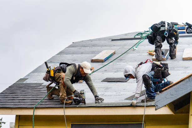 Professional Gutter Installation technician working in Hemet, CA